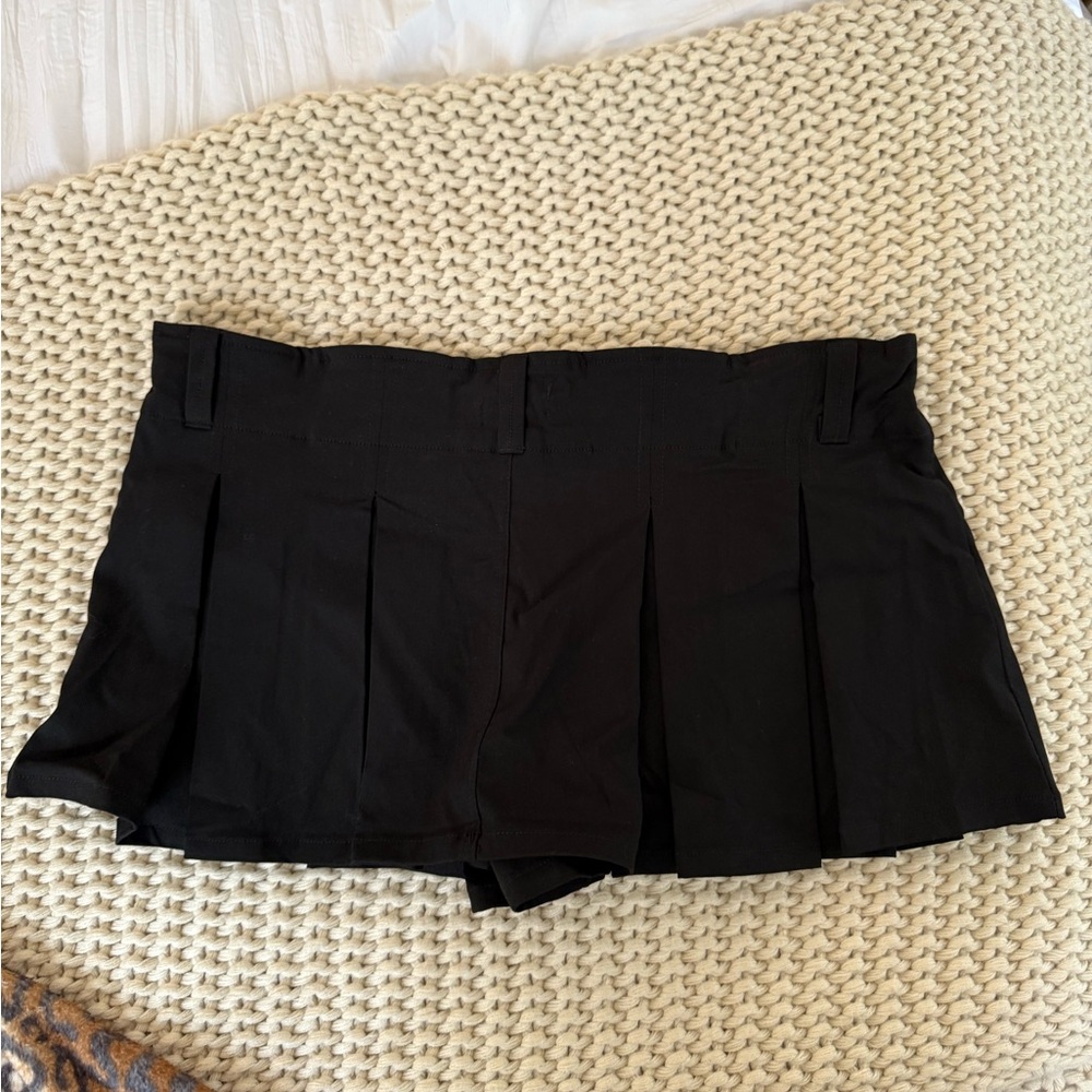 Made You Look Micro Mini Skort pleated with shorts - Black